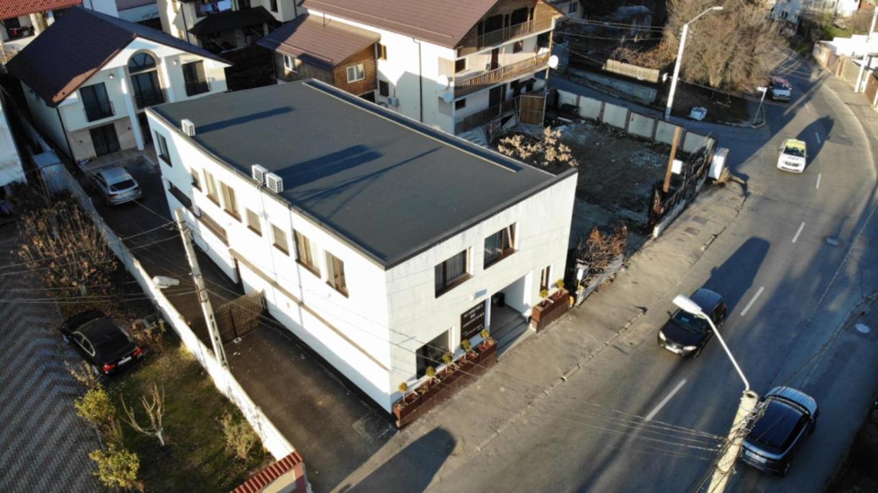 Academia De Arhitectura Bed & Breakfast Pitesti Exterior photo